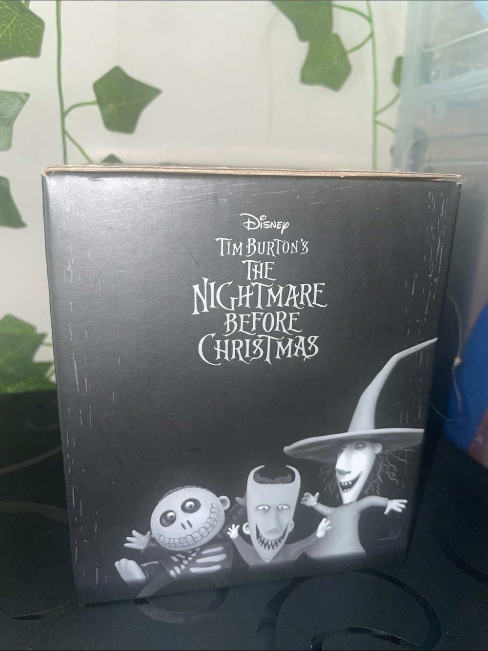 Tim Burton's The Nightmare Before Christmas Collectible Box - Black - Picture 2 of 4